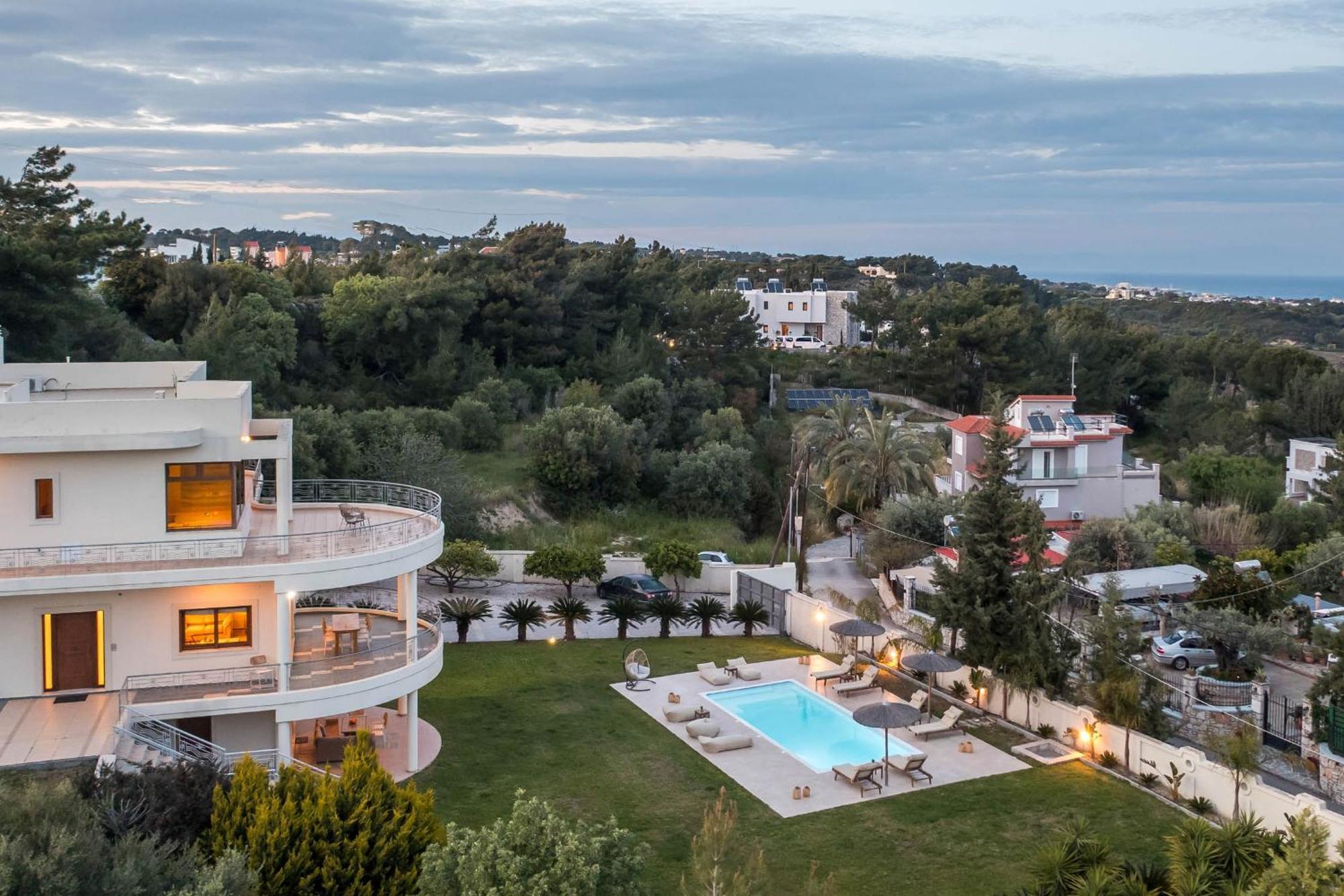 Amalfi Rhodes *